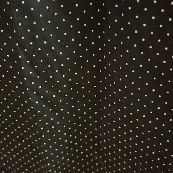 H&M easy iron slimfit men’s long sleeve dress shirt, large polkadot, black white - Picture 3 of 6